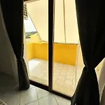 Deluxe Al Centro! דירה *