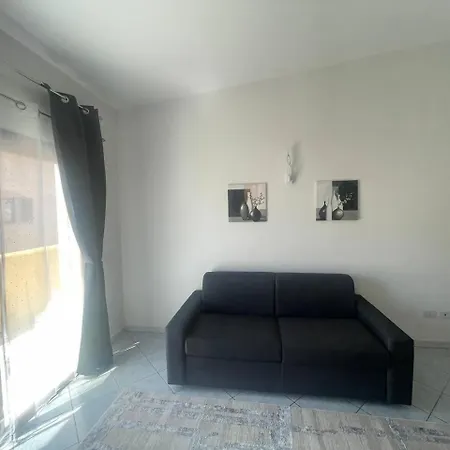 Deluxe Al Centro! דירה